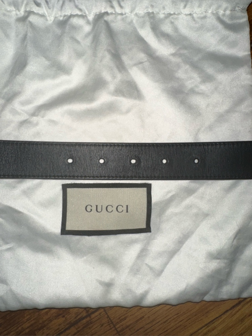 Gucci Marmont Black Leather Belt with Gold Interlocking GG Buckle - Picture 7 of 16